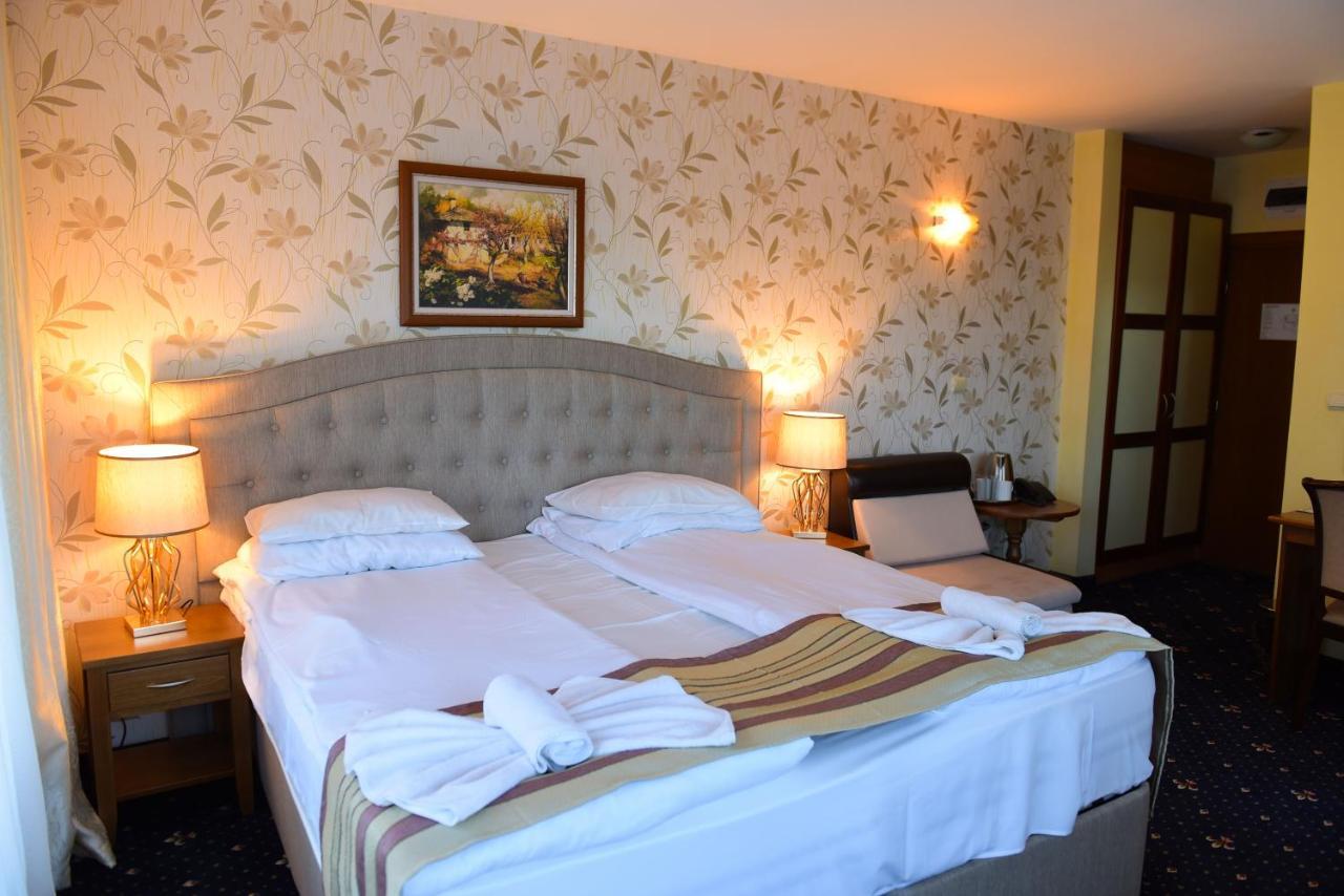 בנסקו Family Hotel Lazur מראה חיצוני תמונה