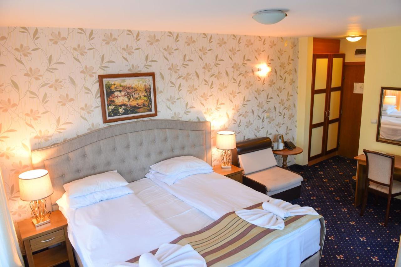 בנסקו Family Hotel Lazur מראה חיצוני תמונה