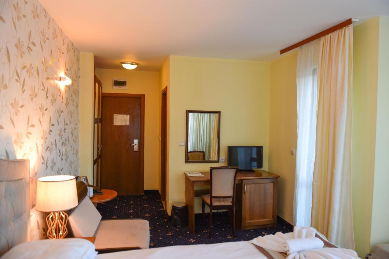 בנסקו Family Hotel Lazur מראה חיצוני תמונה