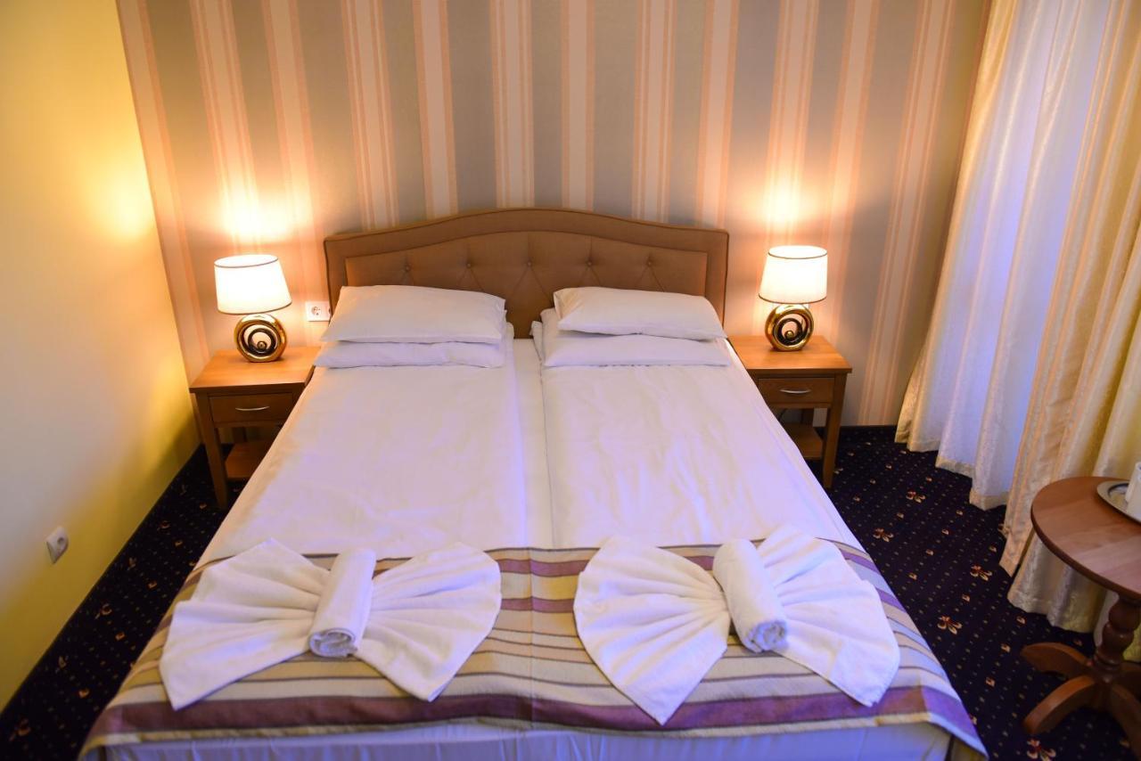 בנסקו Family Hotel Lazur מראה חיצוני תמונה